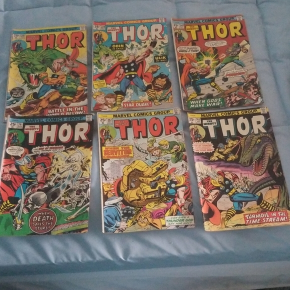 Comics - Picture 2 of 4